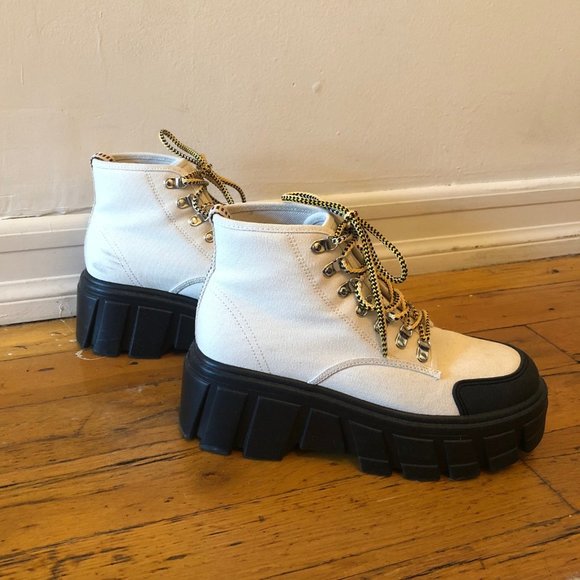 SOLD! Zara Canvas Thick Sole Ankle Boots, 8.5/39 - Picture 5 of 8